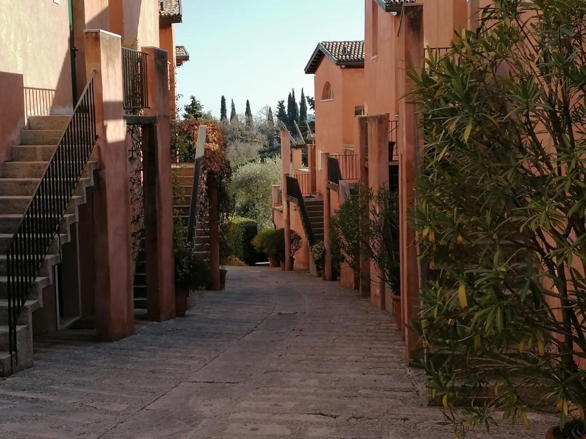 Appartamento In Villa Sul Garda Castion Veronese المظهر الخارجي الصورة